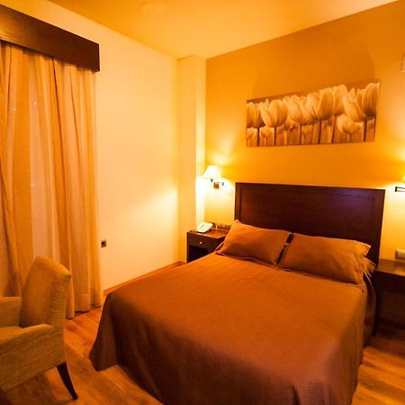 Atalaya De La Campina Hotell Córdoba Exteriör bild