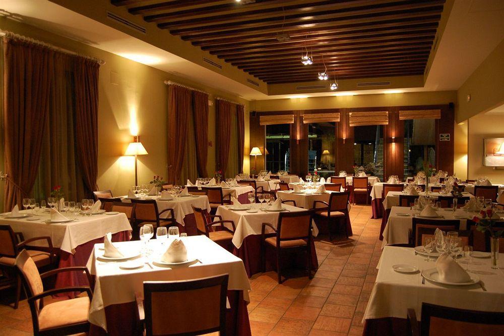 Atalaya De La Campina Hotell Córdoba Exteriör bild