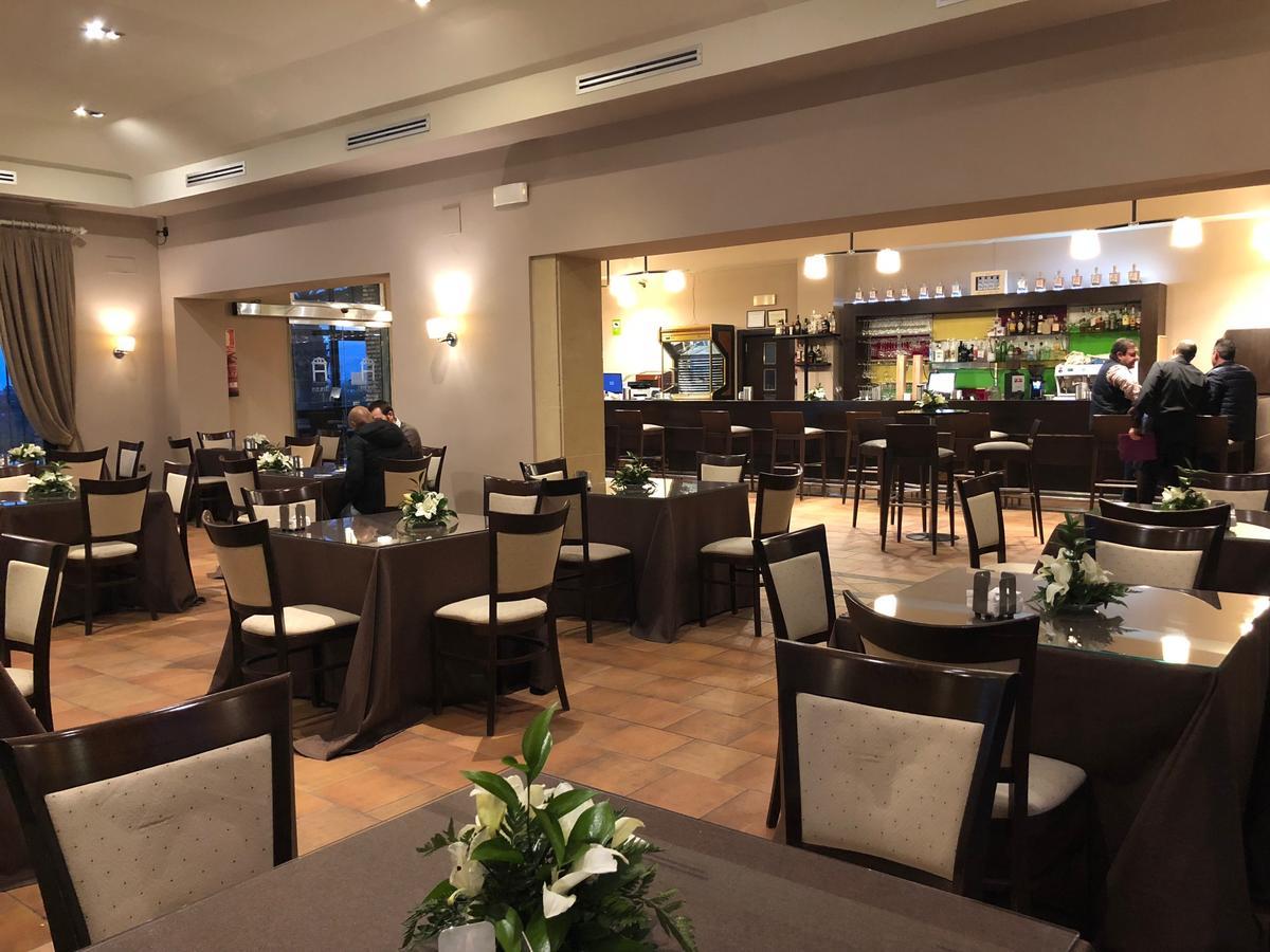 Atalaya De La Campina Hotell Córdoba Exteriör bild
