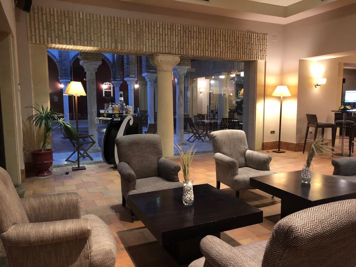 Atalaya De La Campina Hotell Córdoba Exteriör bild